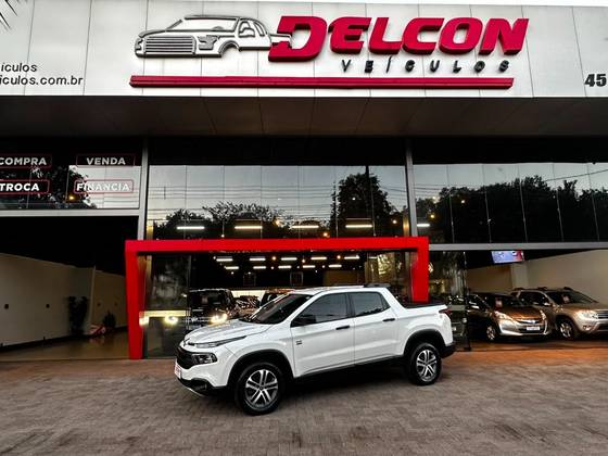 FIAT TORO 2.0 16V TURBO DIESEL FREEDOM 4WD AT9 FIAT TORO 2.0 16V TURBO DIESEL FREEDOM 4WD AT9